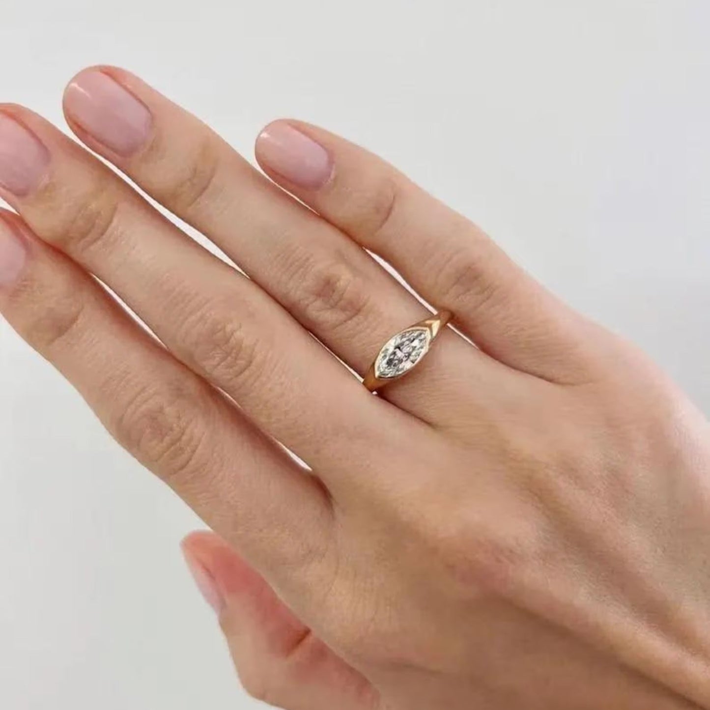 East West 1.5 CT Marquise Cut Moissanite Engagement Ring 14K Solid Gold Lab Grown Diamond Ring Bezel Set Ring Solitaire Ring Promise Ring.