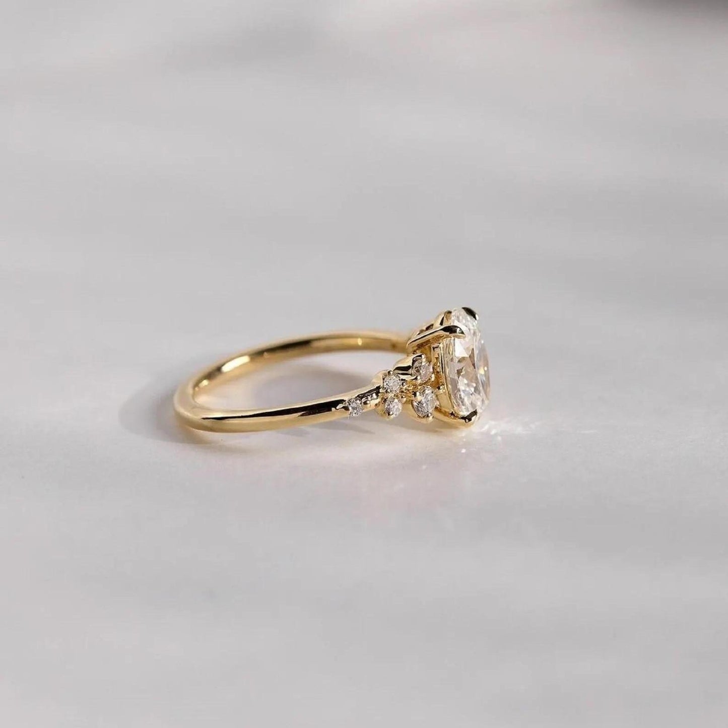 3 CT Oval Moissanite Engagement Ring Oval Cluster Diamond Wedding Ring 14K Solid Gold Anniversary Ring Oval Vintage Ring.