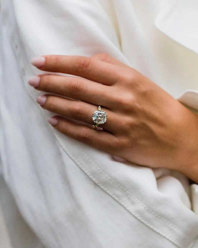 Vintage 3 CT Old Mine Asscher Cut Moissanite Engagement Ring Antique Asscher Moissanite Wedding Ring Women 14K Gold Lab Grown Diamond Ring.