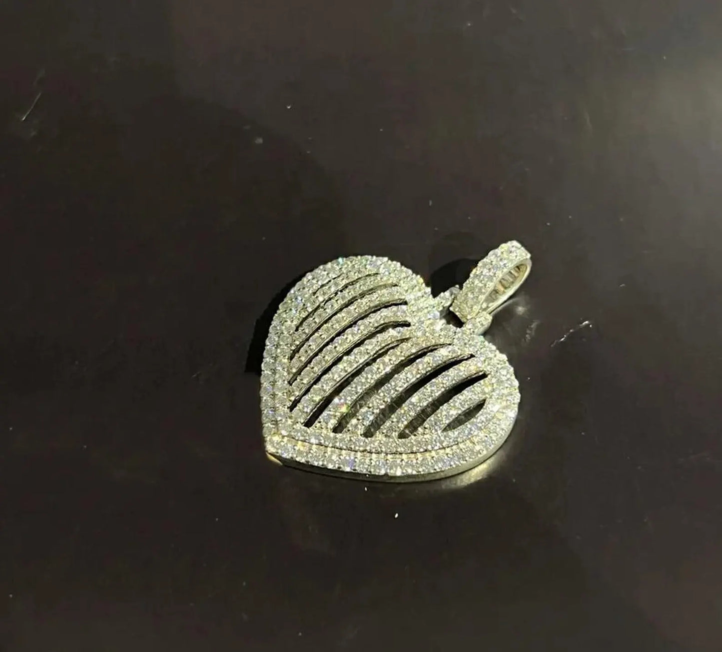 Fully Iced out Heart Charm Pendant VVS Moissanite Diamond Hip Hop Women Pendant