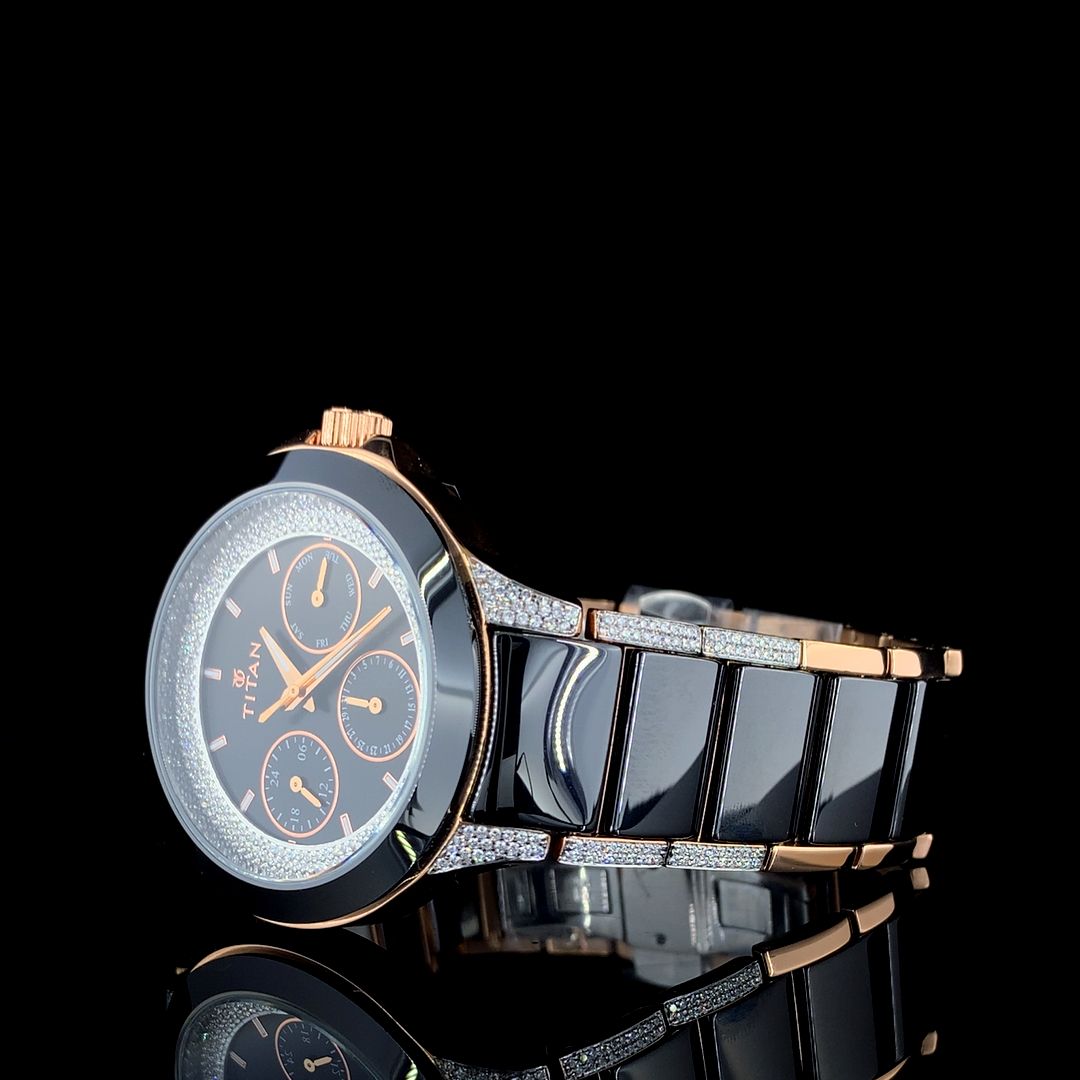 Titan Edge Blue Dial Luxury Watch with Round Lab-Grown Moissanite Diamond Bezel – Ultra-Slim Silver Timepiece for Men