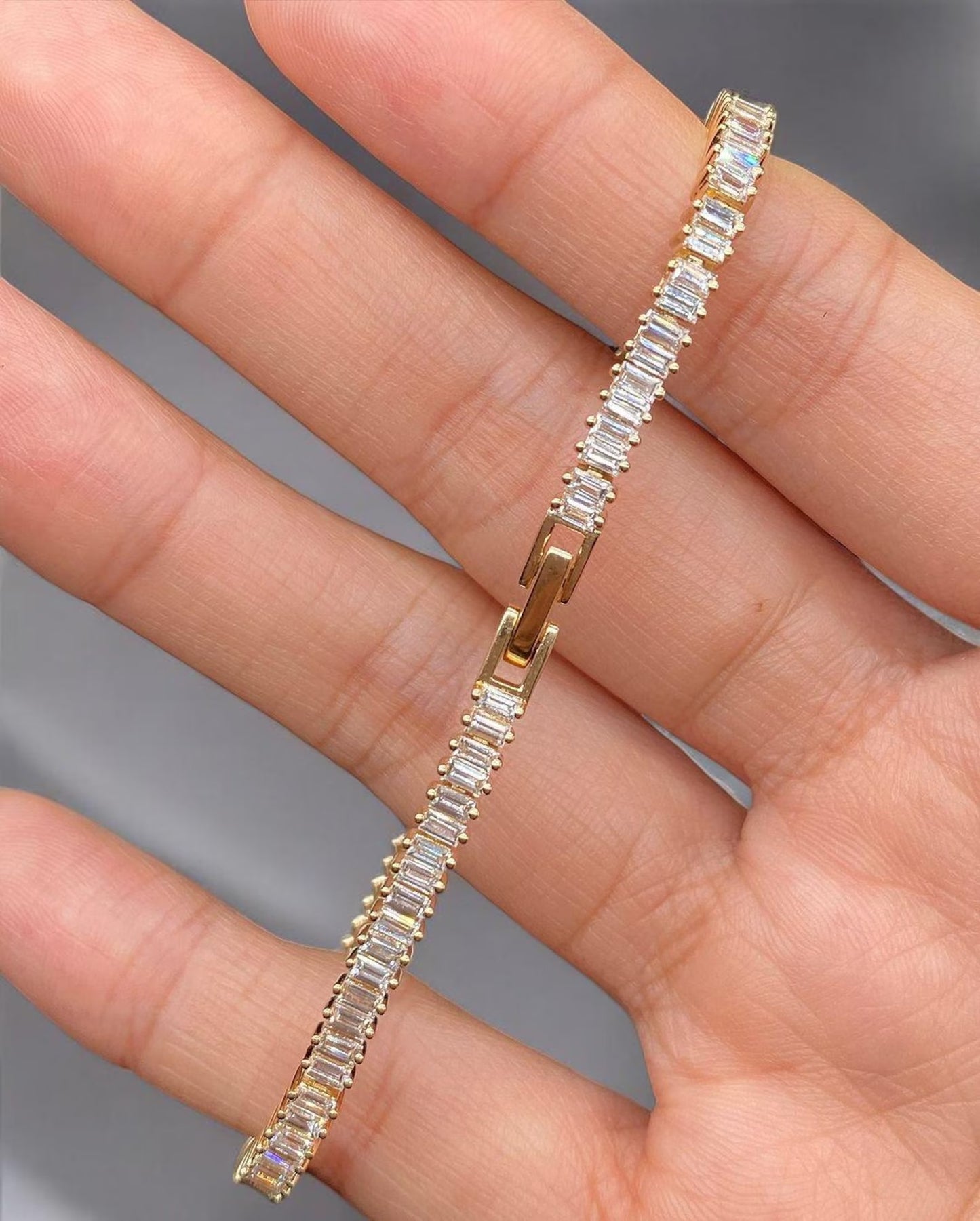 "Elegant Baguette Moissanite Diamond Tennis Bracelet – 14K Solid Gold Tennis Bracelet, Lab Grown Diamond Tennis Bracelet, Dainty Bracelet, Gift for Her Luxury Sparkle & Timeless Design"