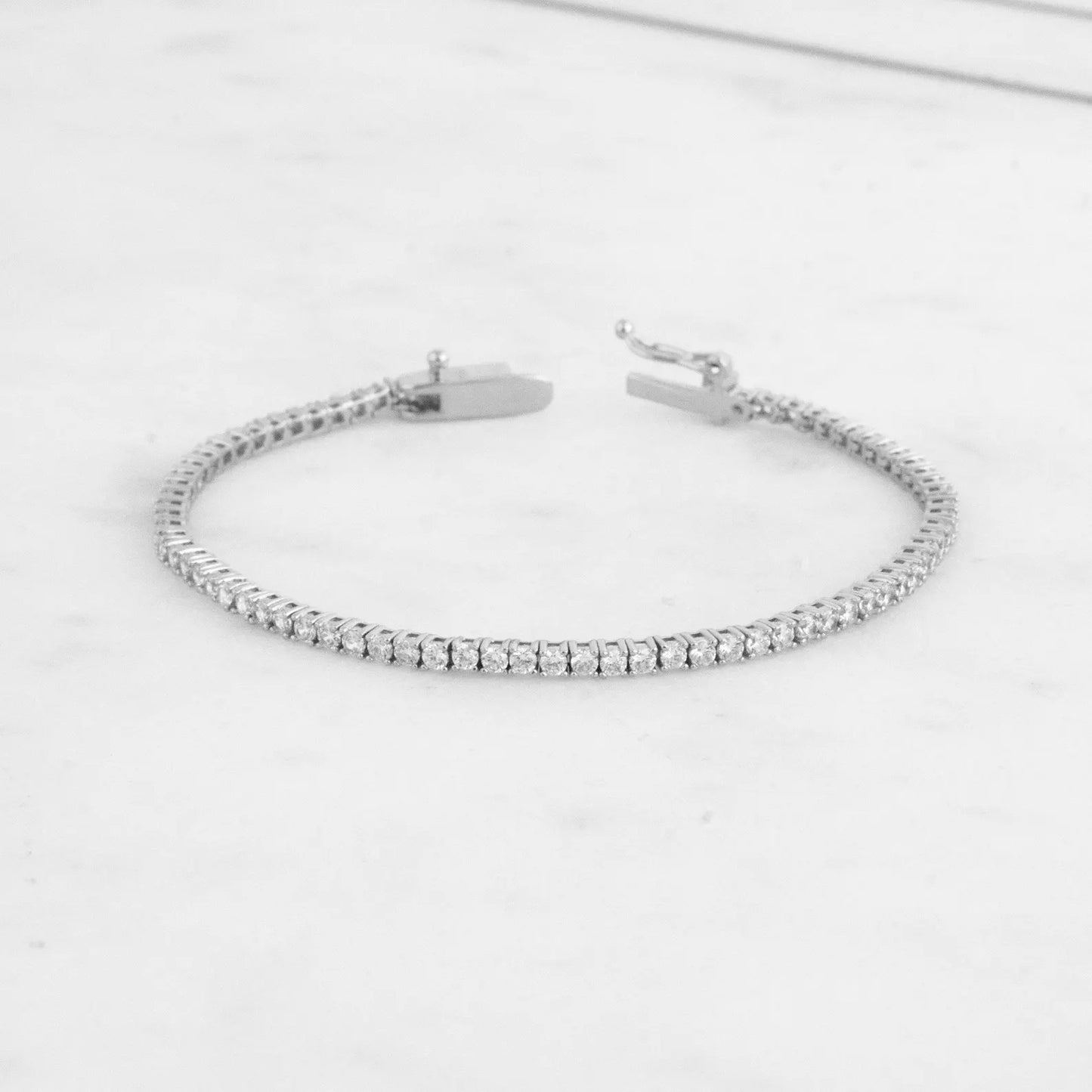 Round Moissanite Tennis Bracelet 14K Gold wedding Bracelet 2.00 MM Moissanite & Lab Grown Classic Minimalist Dainty Stacking Bracelet for Women