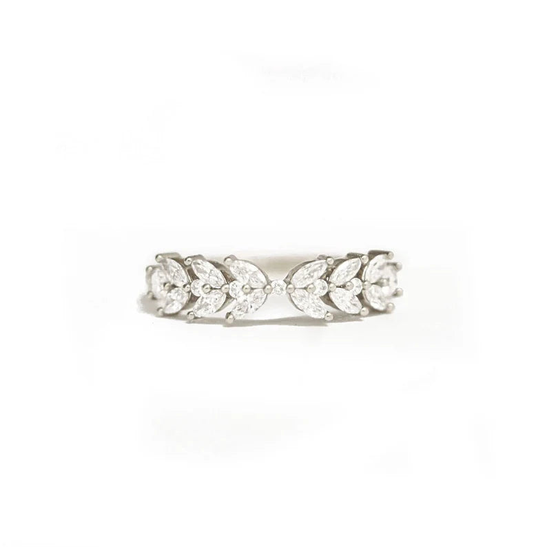 1.15 TW Marquise Cut Lab Grown Diamond Band Round Side Stone 14K Solid Gold Moissanite Wedding Band For Women Matching Anniversary Band.