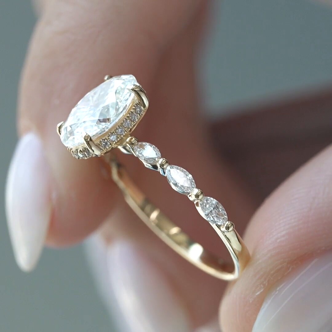 2.5 CT Oval Moissanite Engagement Ring Oval Marquise Lab Grown Diamond Ring 14K Solid Gold Hidden Halo Ring Marquise Pave Set Vintage Rings.