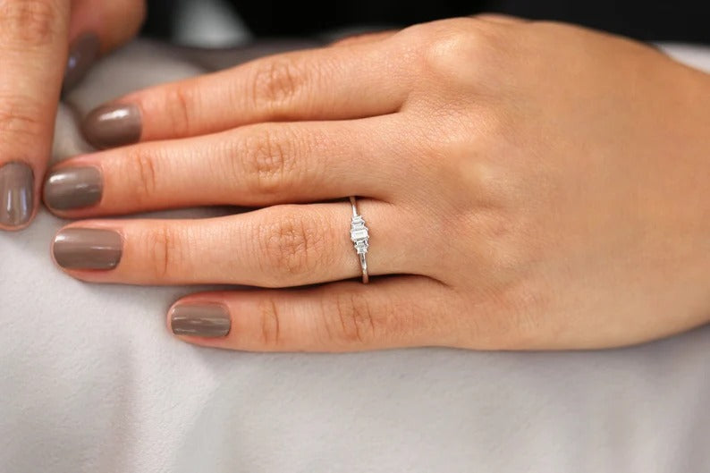 Baguette Moissanite Engagement Ring 14k Solid Gold Baguette Lab Grown Diamond Ring 5 Stone Art Deco Baguette Diamond Ring.