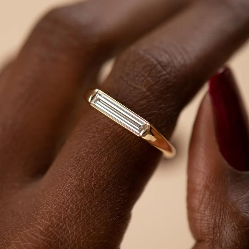 1.50 CT East-West Baguette Moissanite Solitaire Ring, Unique Long Baguette Cut Design Engagement Ring, Lab Grown Diamond Anniversary Ring.