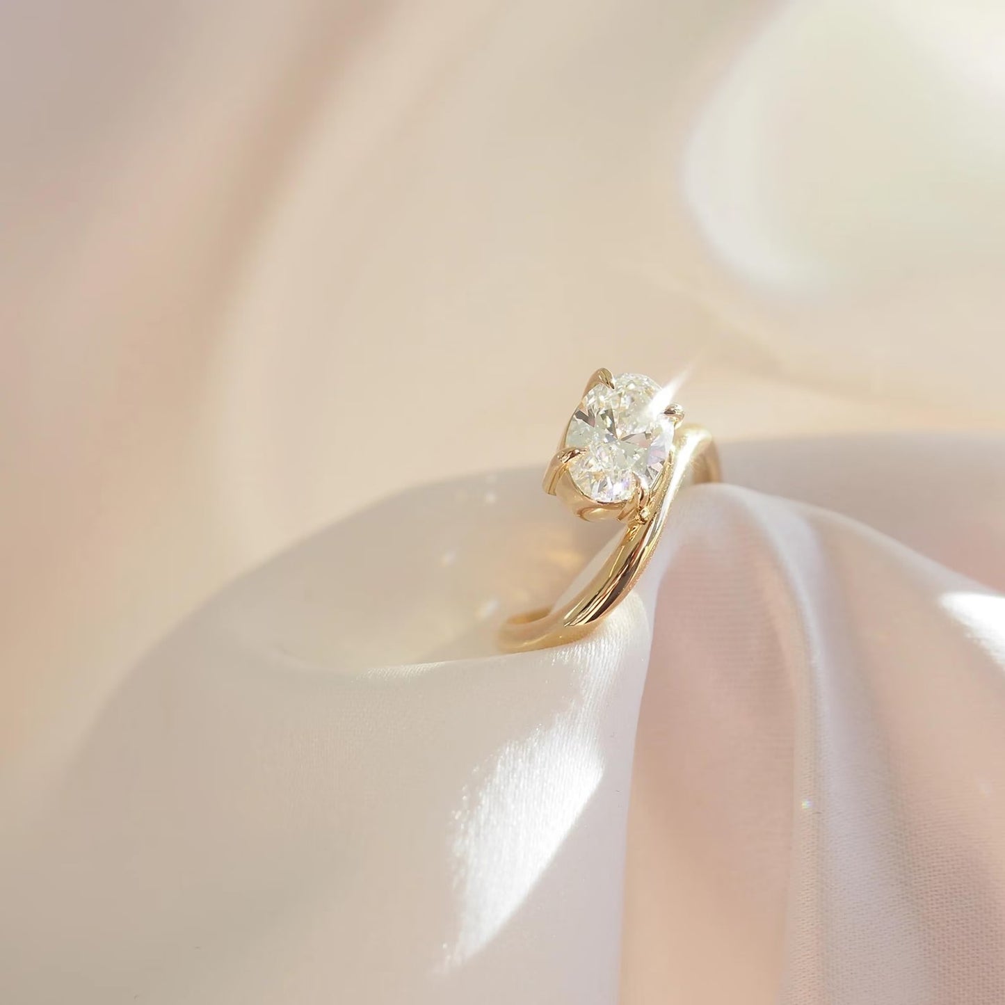 1.25 CT Oval Moissanite Engagement Ring, Oval Solitaire Diamond Wedding Ring, Oval Cut Lab Grown Ring, 14K Solid Gold Ring, Promise Ring.