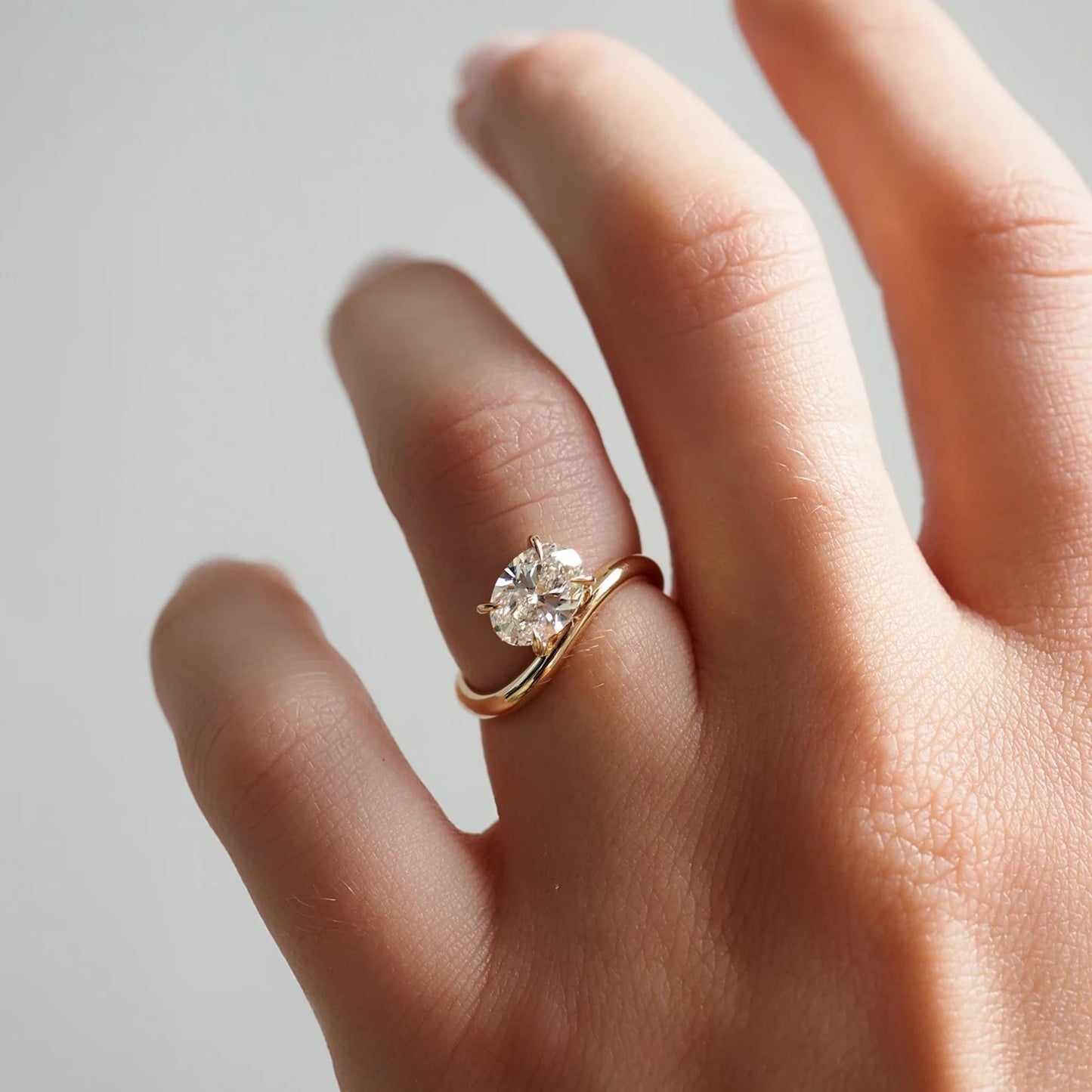 1.25 CT Oval Moissanite Engagement Ring, Oval Solitaire Diamond Wedding Ring, Oval Cut Lab Grown Ring, 14K Solid Gold Ring, Promise Ring.