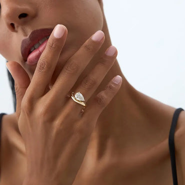 1.5 CT Pear Moissanite Engagement Ring Pear Lab Grown Diamond Wedding Ring 14K Solid Gold Diamond Ring Unique Anniversary Gifts For Her.