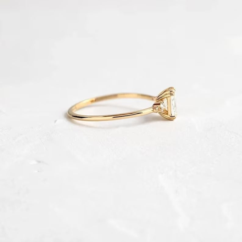 1 CT Radiant Cut Moissanite Engagement Ring Radiant Lab Grown Diamond Ring Radiant Cluster Wedding Ring 14K Solid Gold Anniversary Gifts.