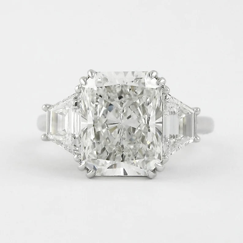 3.5CT Radiant Cut Moissanite Three Stone Engagement Ring Side Stone Trapezoids Wedding Ring 14K White Gold Lab Grown Diamond Ring For Women.