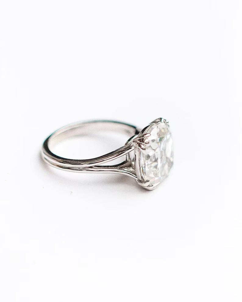 Antique Old Mine Cushion Cut Moissanite Engagement Ring 6 CT OMC Cushion Solitaire Wedding Ring 14K Solid Gold Split Shank Lab Grown Ring.