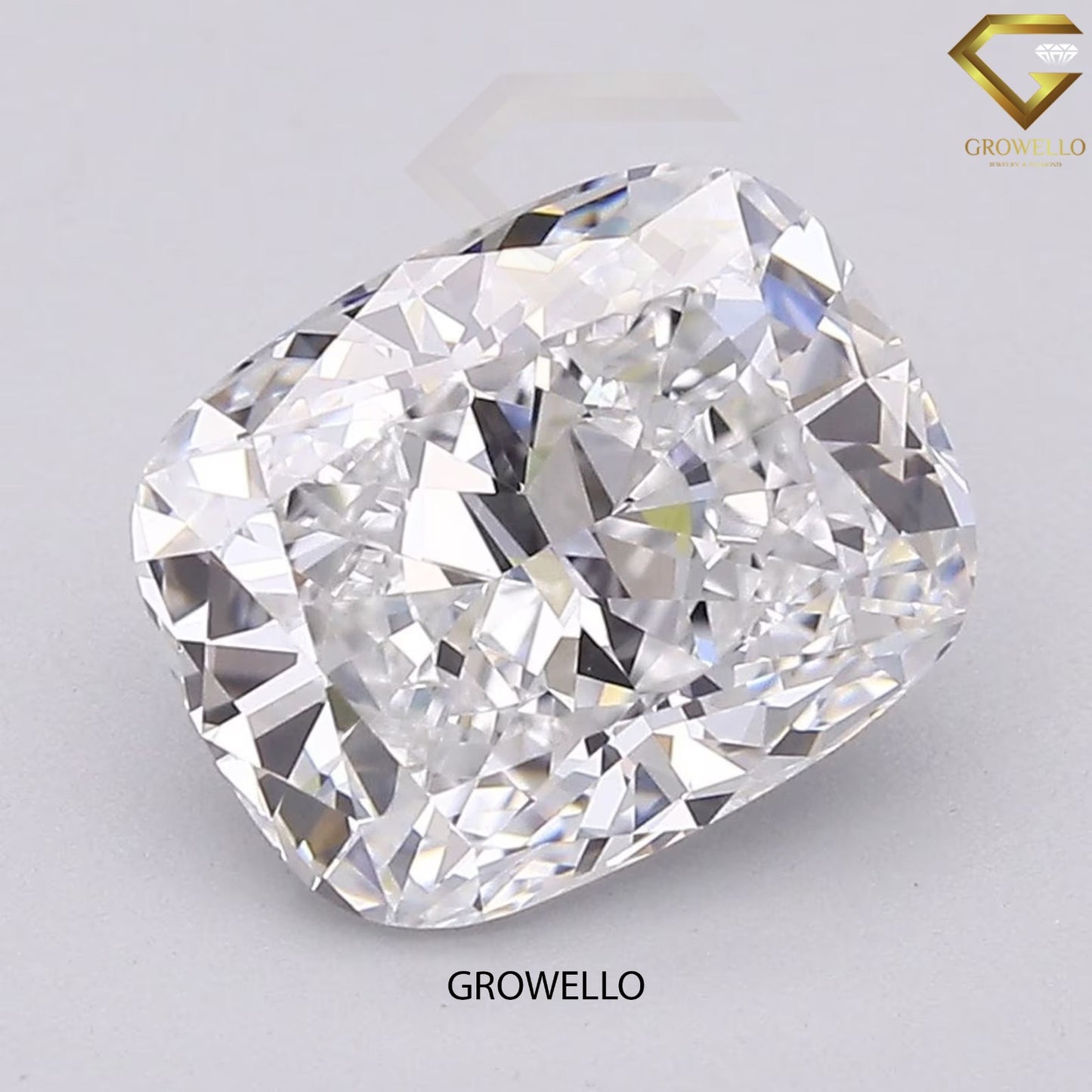 Radiant cut diamond with 'Growello' branding on a gray background