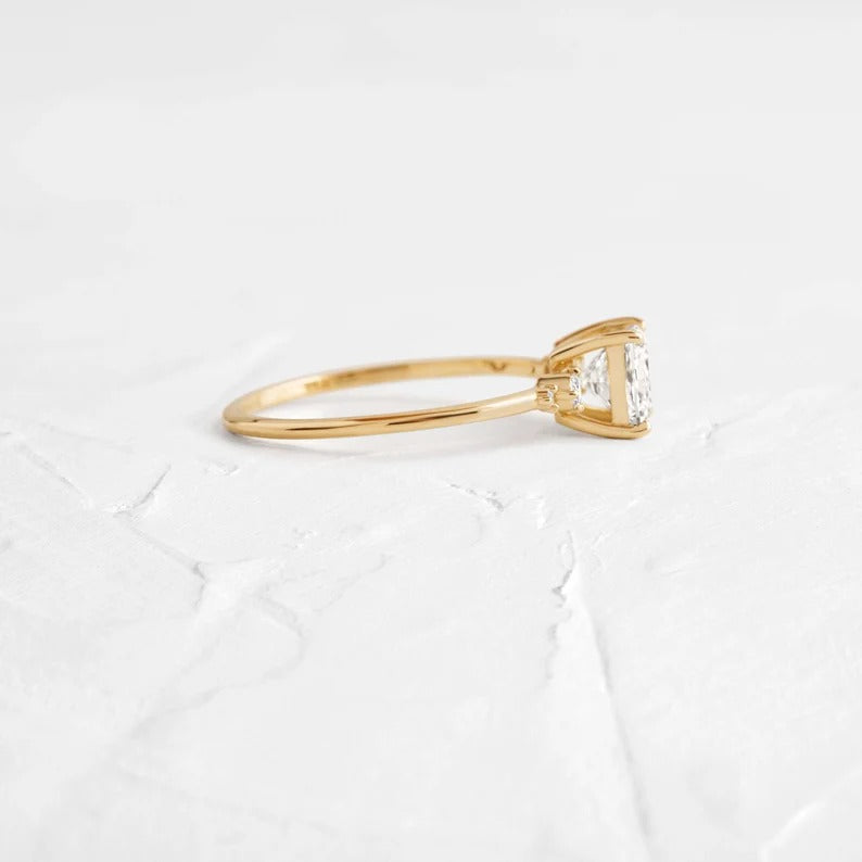 2 CT Princess Cut Cluster Moissanite Engagement Ring Princess Cut Lab Grown Diamond Ring 14K Solid Gold Vintage Ring CVD Diamond Ring.