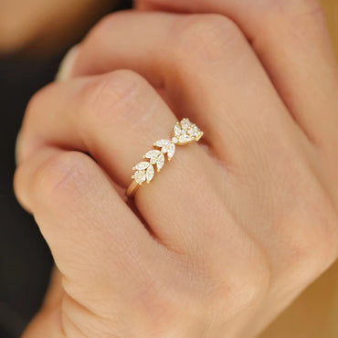 1.15 TW Marquise Cut Lab Grown Diamond Band Round Side Stone 14K Solid Gold Moissanite Wedding Band For Women Matching Anniversary Band.