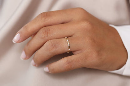 Round Diamond Wedding Band Unique Lab Grown Diamond Wedding Ring 14K Solid Gold Anniversary Ring Matching Minimalist Ring.