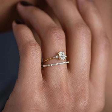 1 CT Radiant Cut Moissanite Engagement Ring Radiant Lab Grown Diamond Ring Radiant Cluster Wedding Ring 14K Solid Gold Anniversary Gifts.